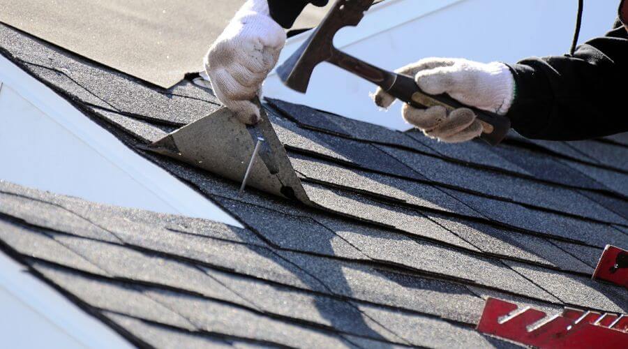 Professional gutter cleaning in New Matamoras, OH